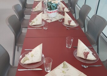 Content as text and image